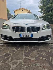 BMW serie 5 luxury  2.0d 190 cv anno 2015 
