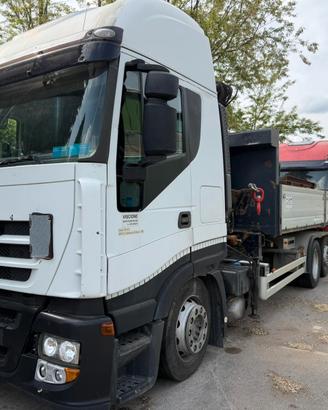 IVECO STRALIS 260s/E4 scarrabile,ribaltabile, Gru