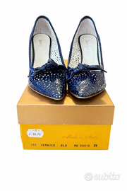 Scarpe décolleté Intrigo blu vernice traforata 39