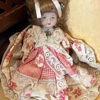 Bambola di Capodimonte