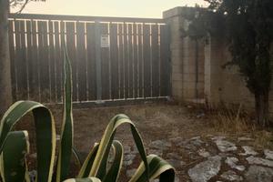 Terreno vicinanze mare con progetto villetta