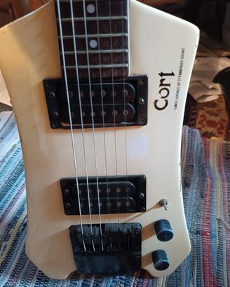 chitarra elettrica  Cort 