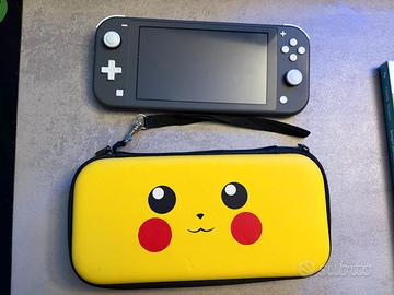 Nintendo Switch Lite Grigia - Come nuova + Custodi