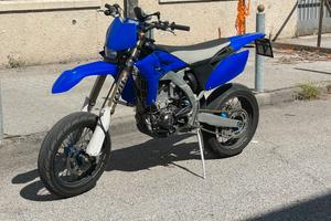 Yamaha YZ250F Motard