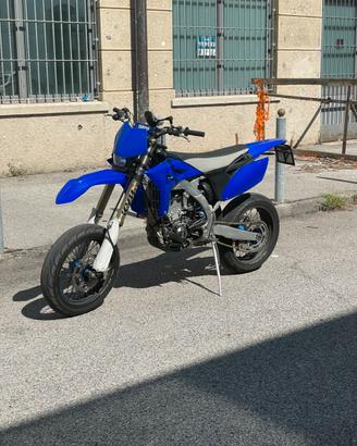 Yamaha YZ250F Motard