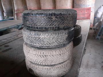 6 gomme pneumatici su cerchi 155/70r13