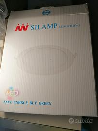 Plafoniera circolare a LED da incasso. 