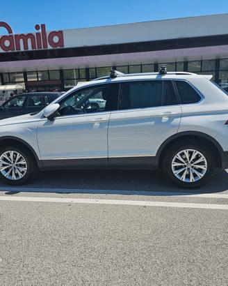 Volkswagen Tiguan 2.0 TDI SCR DSG 4MOTION Sport BM