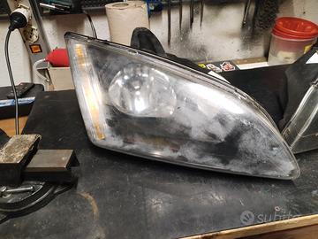 Fanali Ford Focus II [2007]