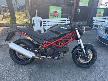 Ducati Monster 696
