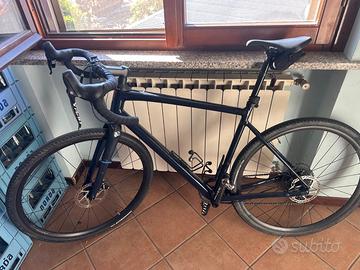 Bicicletta specialized diverge