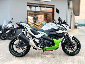 Kawasaki Z 7 Hybrid 2025 km 4000