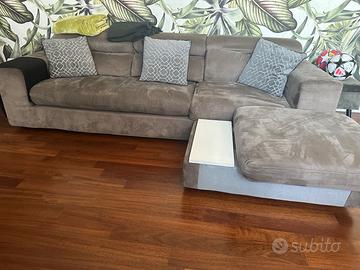 divano 4 posti