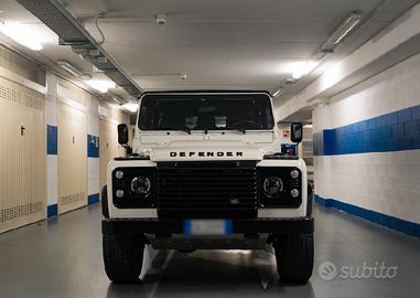 Land Rover Defender 110 2.5 td5 SE SW