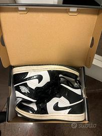 Air Jordan 1 Mid