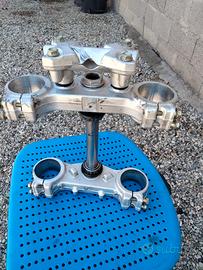Husqvarna sm 610 2008 piastre sterzo