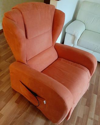 Poltrona alzapersona