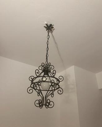 Lampadario in ferro battuto €10