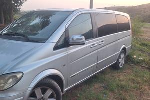Mercedes Viano 8 posti