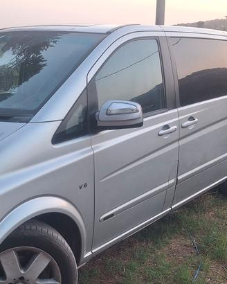 Mercedes Viano 8 posti
