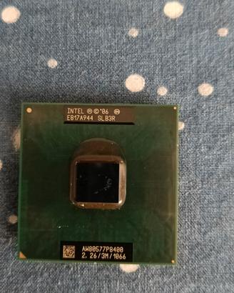 Intel Core 2 Duo P8400 2,26 Ghz socket P