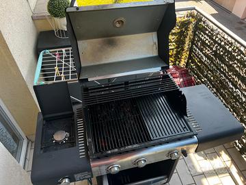Barbecue a gas 3 fuochi con bruciatore laterale
