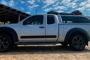 Nissan Navara 2.5 dCi king cab