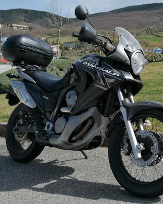 Honda Transalp 700