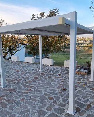 Pergola bioclimatica