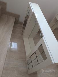 Mobiletto specchio bagno