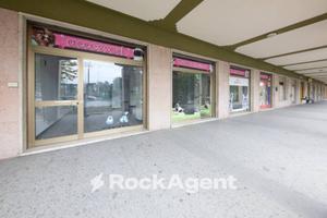 NEGOZIO PIAZZALE STAZIONE CENTRALE, OVADA