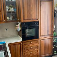 Cucina in noce nazionale