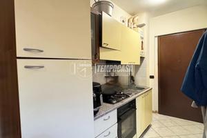 RIF. 574 - MONOLOCALE IN CENTRO PAESE CON BOX