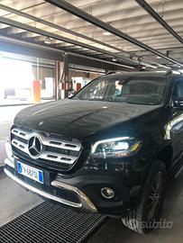 Mercedes-Benz classe X autocarro