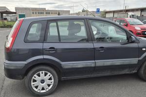 FORD FUSION 1.6 BENZ NEOPATENTATI