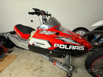 Motoslitta Polaris Edge 800