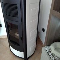 Stufa a pellet Hydro MCZ MOD. SUITE