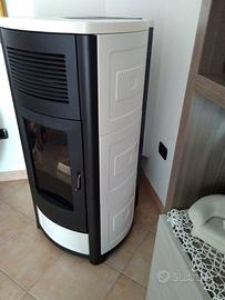 Stufa a pellet Hydro MCZ MOD. SUITE