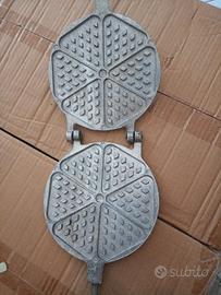 Stampo per waffle/biscotti/ferratelle NUOVO