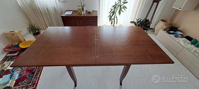 Tavolo in legno 1x1 apribile a 2 metri