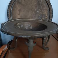 Antico braciere con piatto ottone beduino