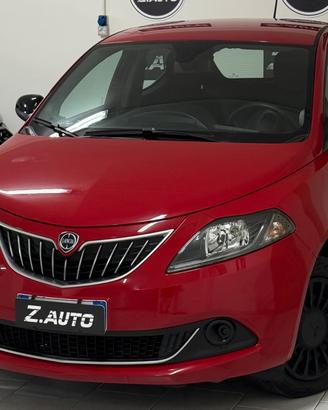 Lancia Ypsilon 1.0 Hybrid Ecochic Silver UNICOPRO