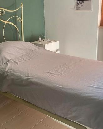 "LETTO SINGOLO IN FERRO COMPLETO DI RETE, MATERASS