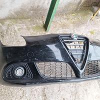 Paraurti anteriore con faretti