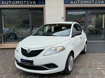 Lancia Ypsilon 1.2 69 CV 5 porte Silver