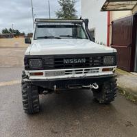 Nissan Patrol TR a molle