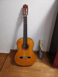 CHITARRA YAMAHA CG-130SA