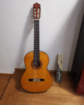CHITARRA YAMAHA CG-130SA