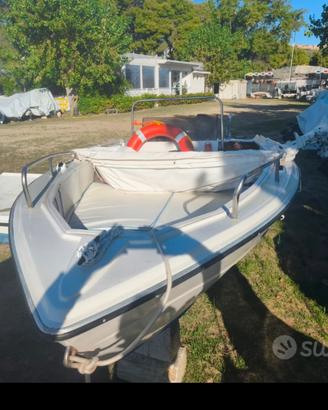 barca open 40cv con tettuccio 