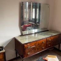 Como’/cassettiera vintage con specchio antico